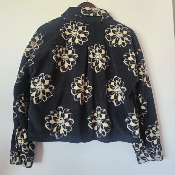 O’Neill Women’s Small Cropped Floral Fleece Jacket Black Beige Button Up Shacket - Picture 3 of 8